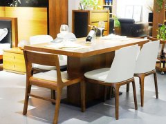 專業(yè)定制橡木床、實(shí)木餐臺